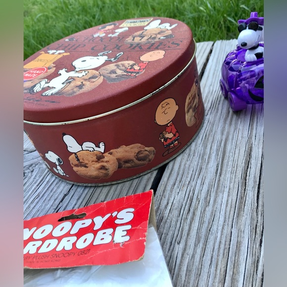 Lot Vintage PEANUTS Snoopy Charlie Brown & Gang Toys Figures Tin Outfit 50s 60s - Picture 12 of 13